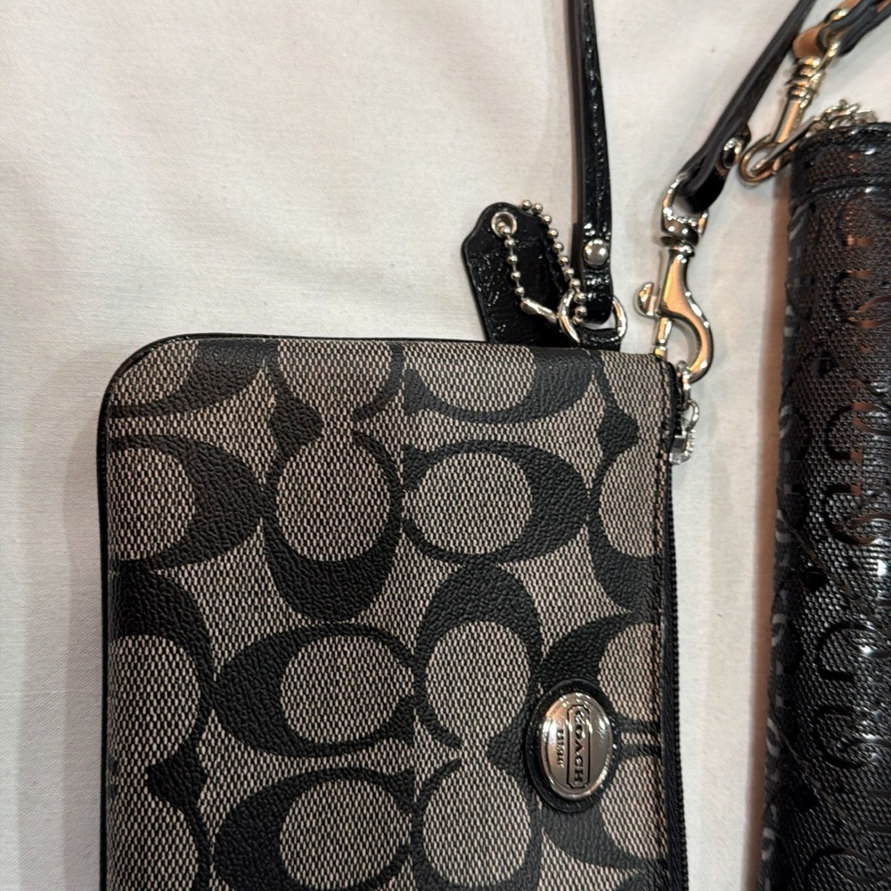 Coach Signature Black and Gray Wristlet